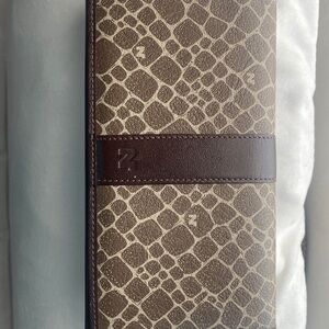 Nina Ricci Euc Kisslock Long Leather Wallet - image 1